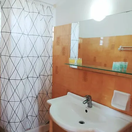 Alykes Family Aparthotel Lefkímmi