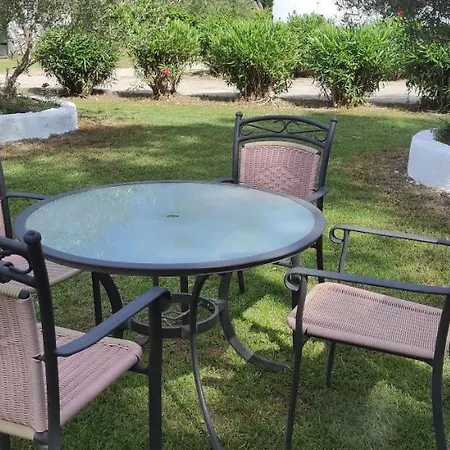 Alykes Family 3* Lefkimmi