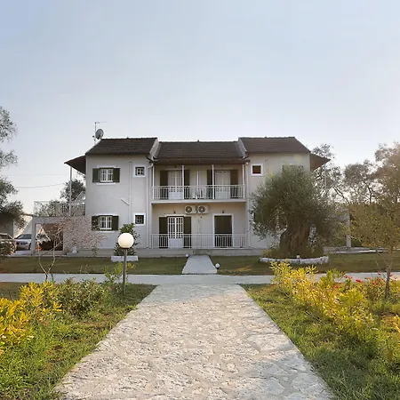 Alykes Family Lefkimmi