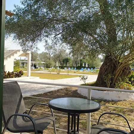 Hotel de apartamente Alykes Family 3*