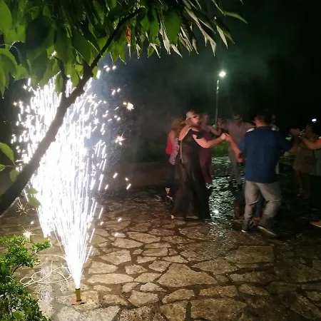 Alykes Family Lefkimmi