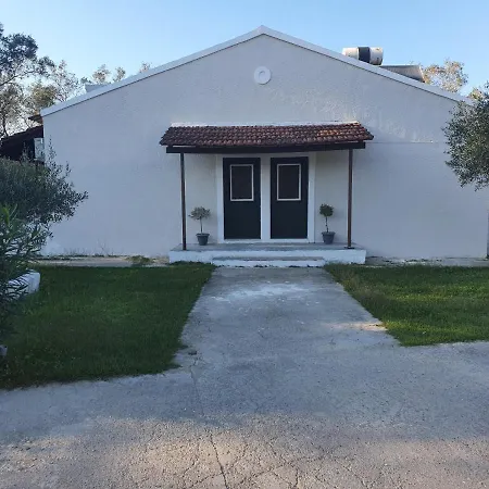 Alykes Family Hotel de apartamente Lefkimmi