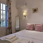 Aparthotel Alykes Family 3*