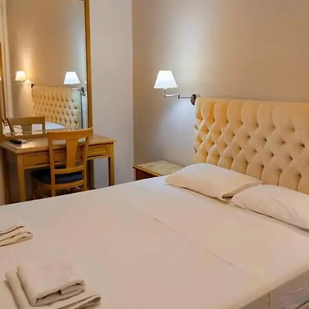 Alykes Family Aparthotel 3*