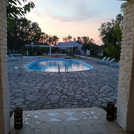 Alykes Family Aparthotel 3*